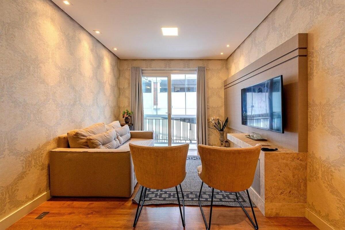 Rosa Edificio Centro One Apartamento